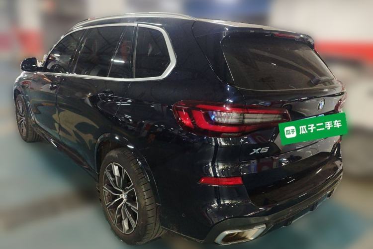 Used BMW X5 2022 Restyled xDrive 30Li Luxury Version M Sport Package Exterior 3