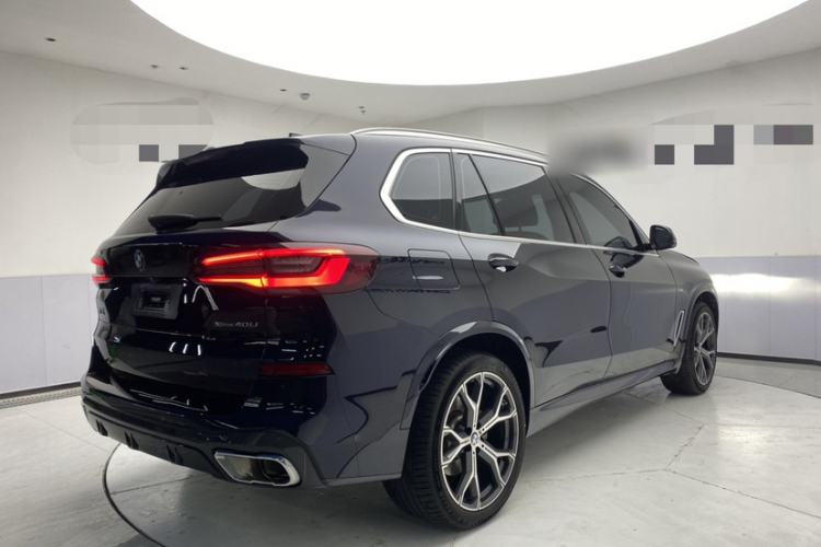 Used BMW X5 2022 Restyled xDrive 40Li M Sport Package Exterior 3