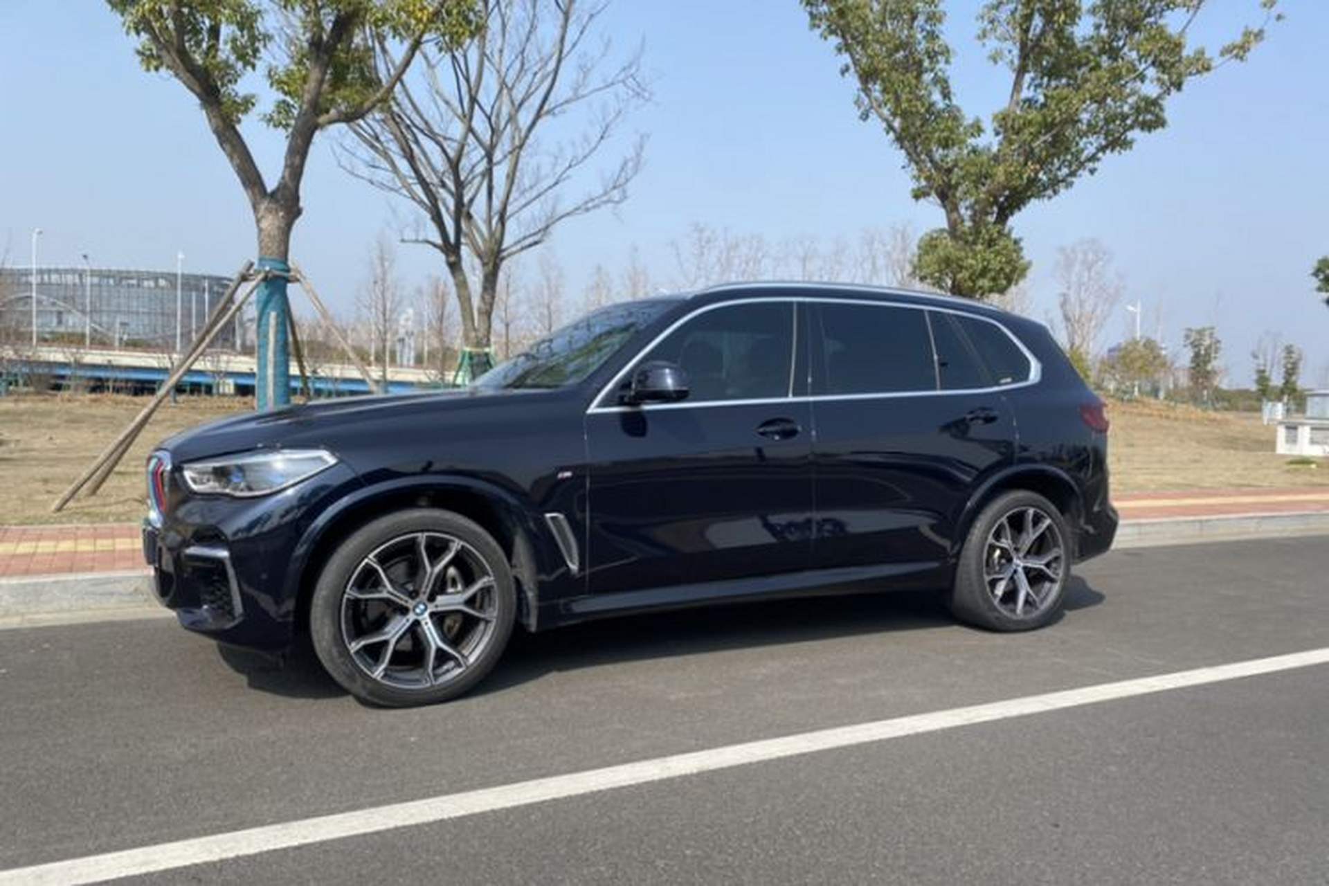 Used BMW X5 2022 xDrive 40Li M Sport Package Exterior 4