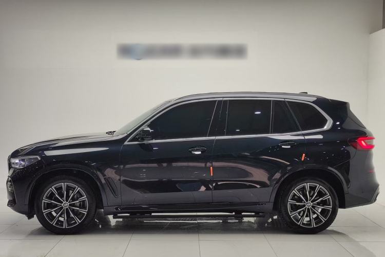 Used BMW X5 2022 xDrive40i M Sport Package Exterior 4
