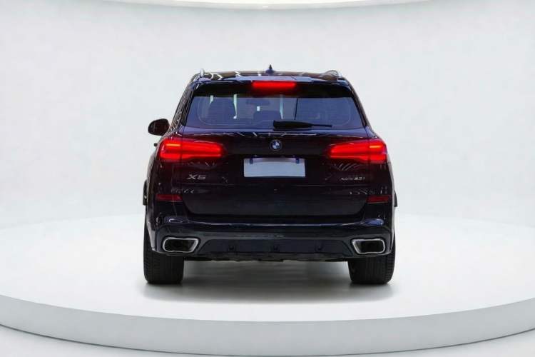 Used BMW X5 2022 xDrive30i M Sport Package Exterior 4