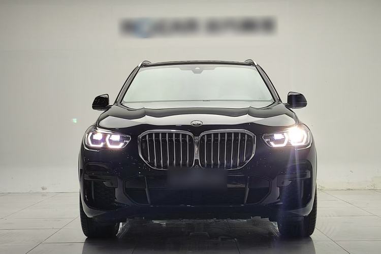 Used BMW X5 2022 xDrive40i M Sport Package Exterior 5