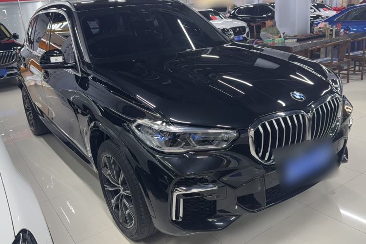 Used BMW X5 2022 Restyled xDrive 30Li Luxury Version M Sport Package Exterior 5