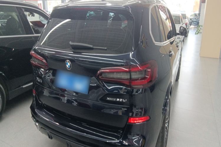 Used BMW X5 2022 xDrive 30Li M Sport Package Exterior 5