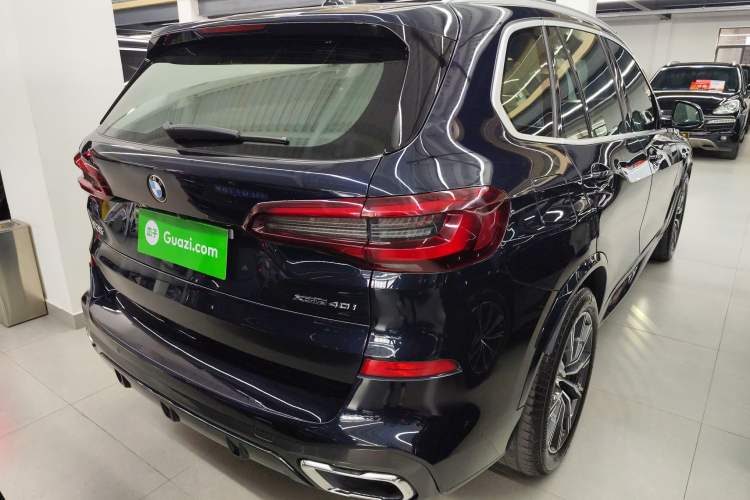 Used BMW X5 2022 xDrive40i M Sport Package Exterior 5