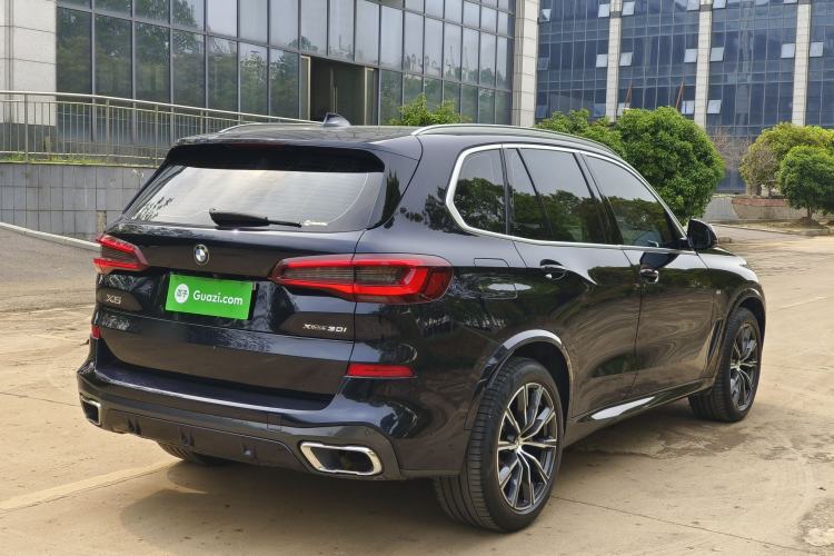 Used BMW X5 2022 xDrive30i M Sport Package Exterior 6