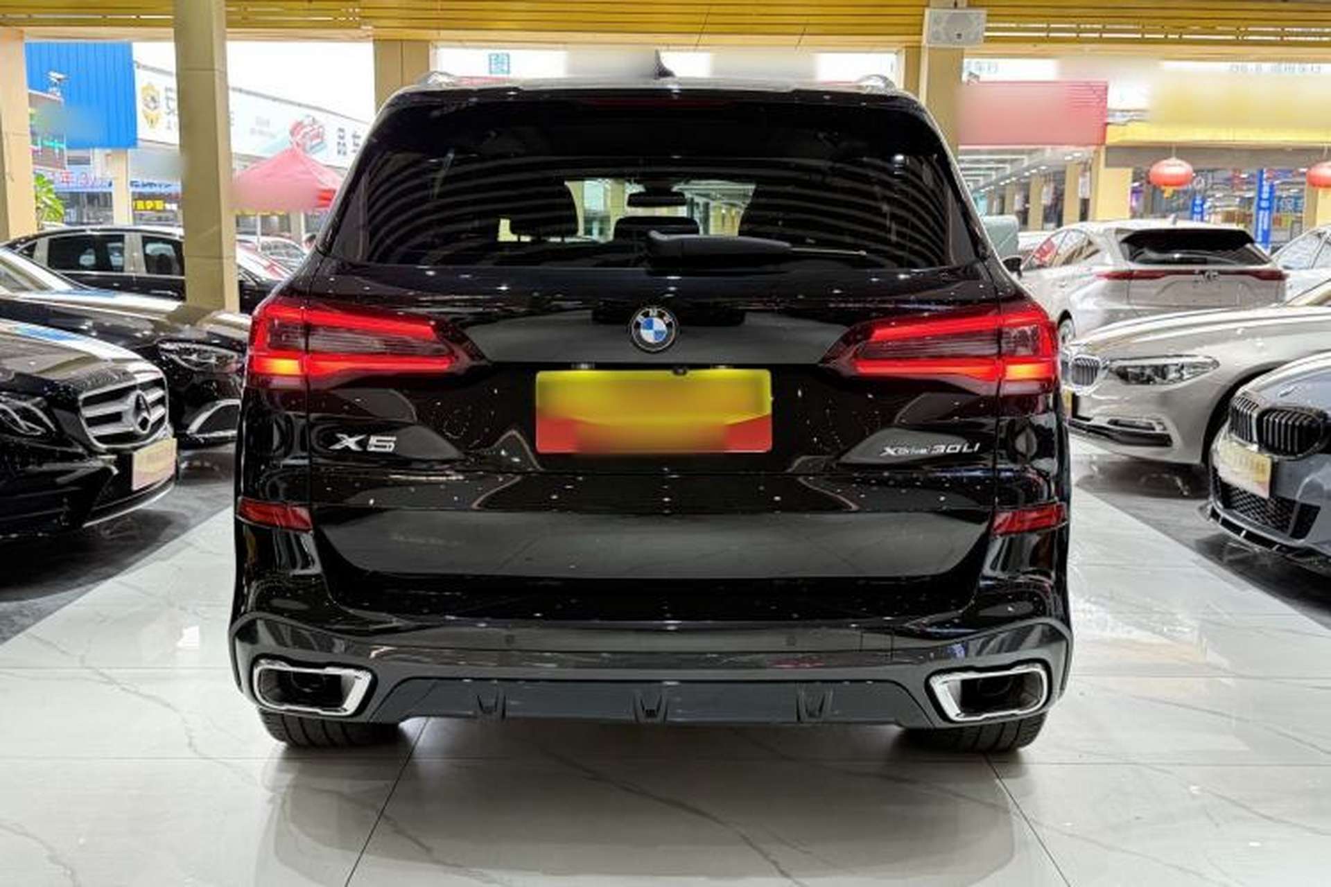 Used BMW X5 2022 Restyled xDrive 30Li Luxury Version M Sport Package Exterior 6