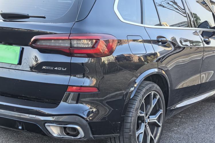 Used BMW X5 2022 Restyled xDrive 40Li M Sport Package Exterior 6