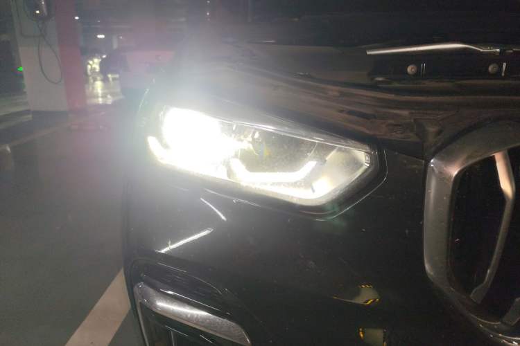 Used BMW X5 2022 xDrive 30Li M Sport Package Exterior 6