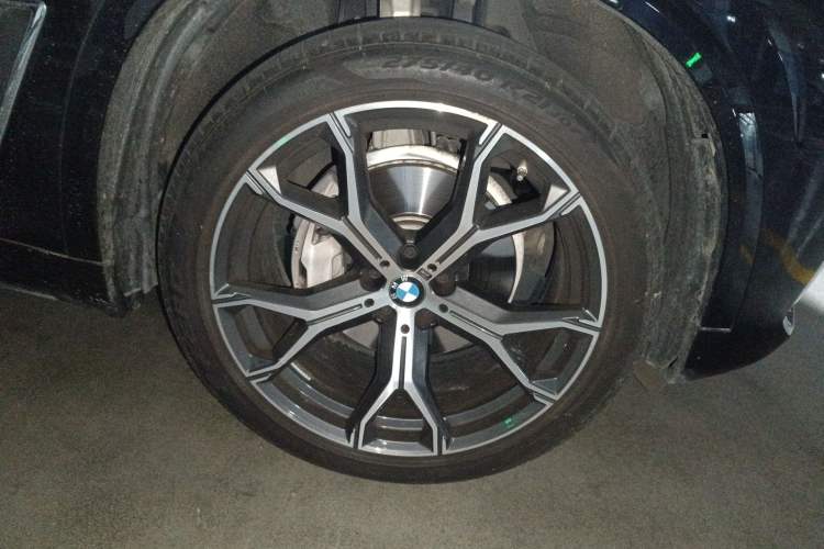 Used BMW X5 2022 Restyled xDrive 40Li M Sport Package Exterior 7