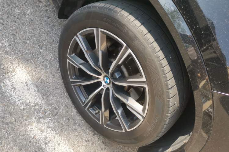 Used BMW X5 2022 xDrive 30Li M Sport Package Exterior 7