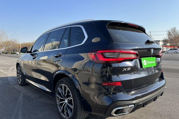 Used BMW X5 2022 Restyled xDrive 30Li Luxury Version M Sport Package Exterior 7