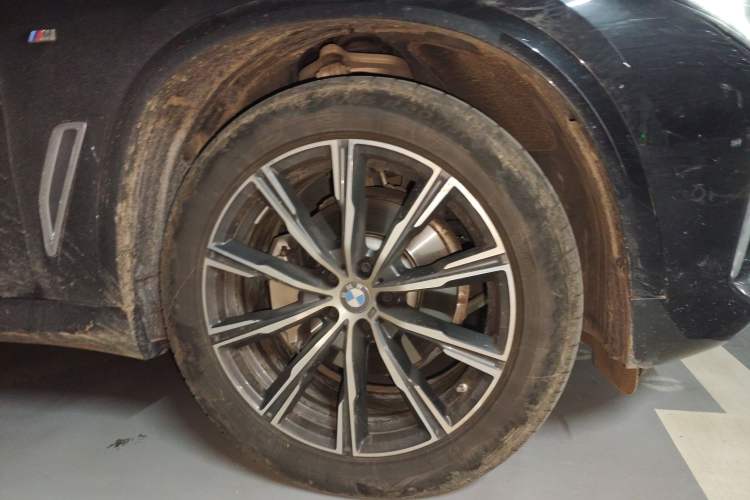 Used BMW X5 2022 xDrive 30Li M Sport Package Exterior 7