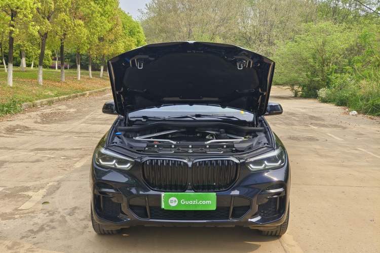 Used BMW X5 2022 xDrive30i M Sport Package Exterior 8
