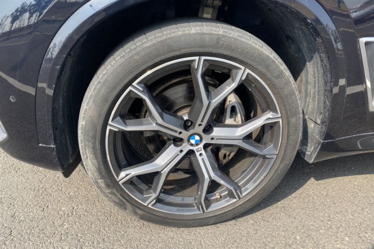Used BMW X5 2022 xDrive 40Li M Sport Package Exterior 8