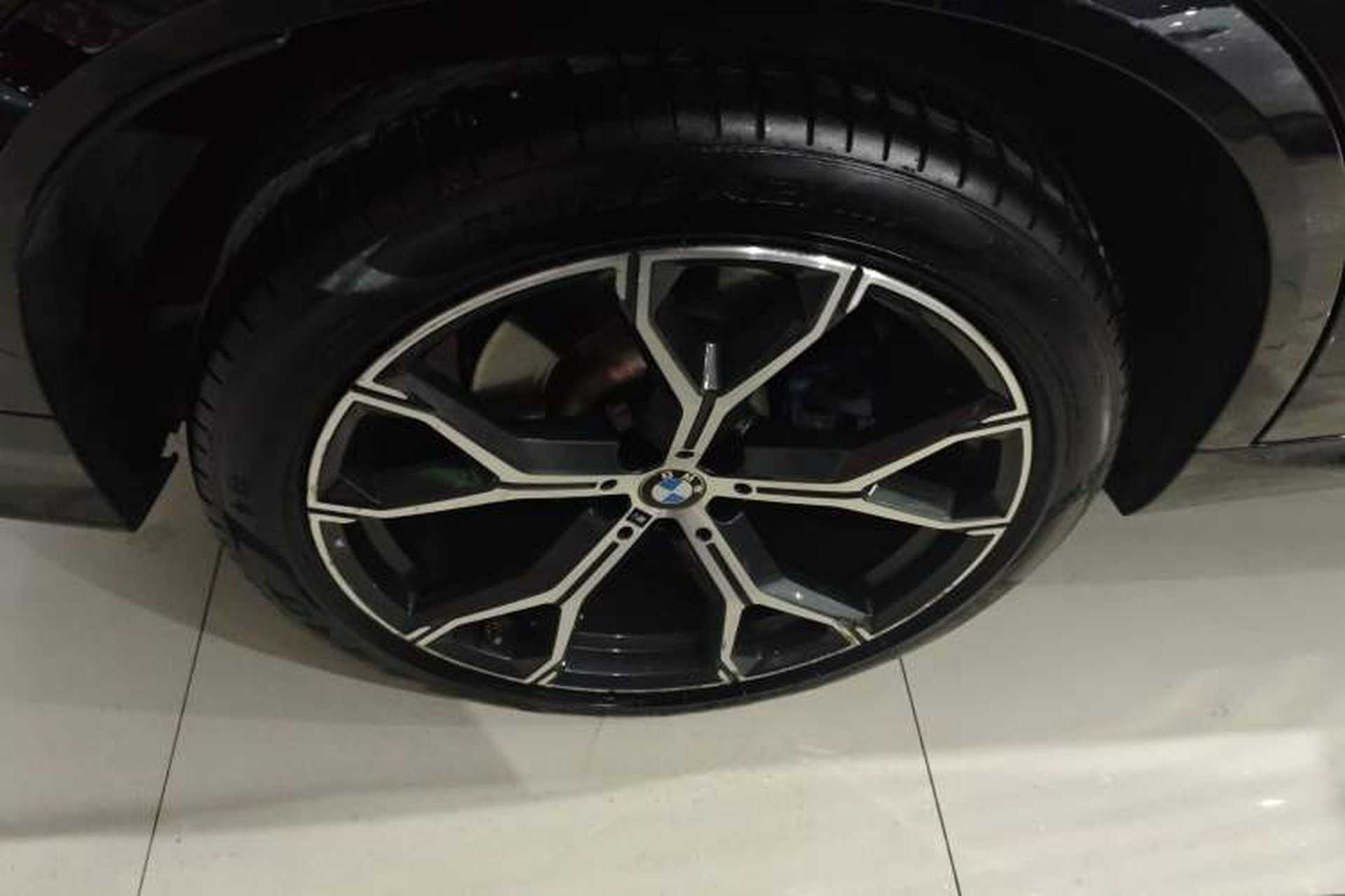 Used BMW X5 2022 xDrive40i Luxury Edition M Sport Package Exterior 8