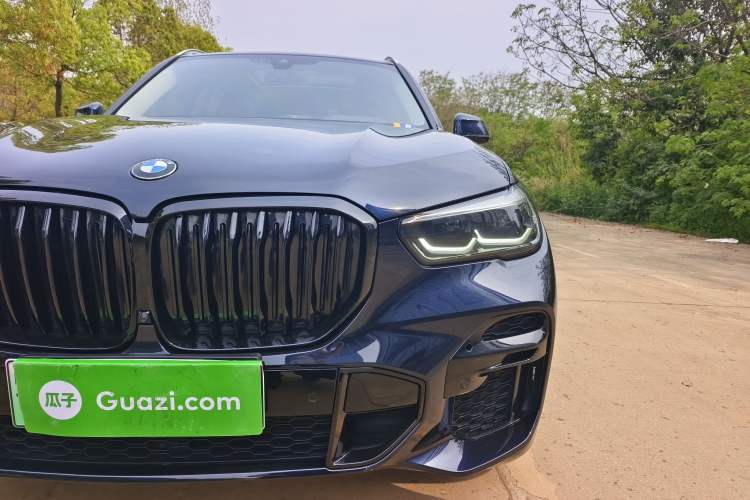 Used BMW X5 2022 xDrive30i M Sport Package Exterior 9