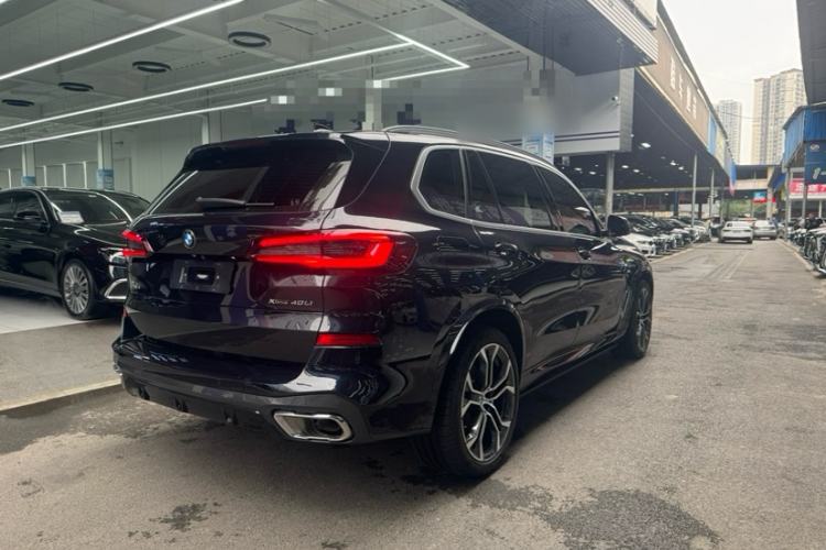 Used BMW X5 2022 Restyled xDrive 40Li Luxury Edition M Sport Package Exterior 9