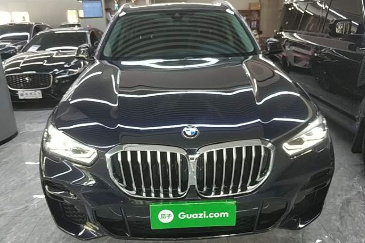 Used BMW X5 2022 xDrive30i M Sport Package Front