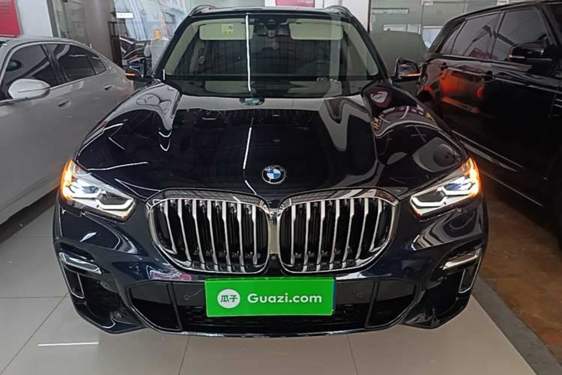 Used BMW X5 2022 Restyled xDrive 30Li M Sport Package Front