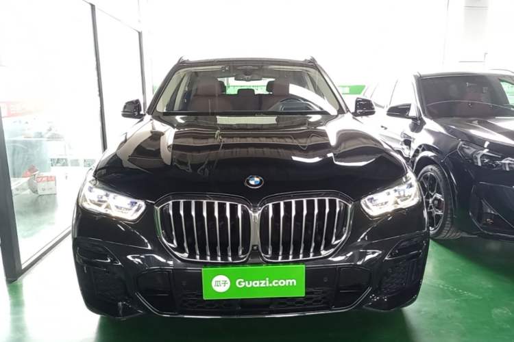Used BMW X5 2022 xDrive40i Luxury Edition M Sport Package Front