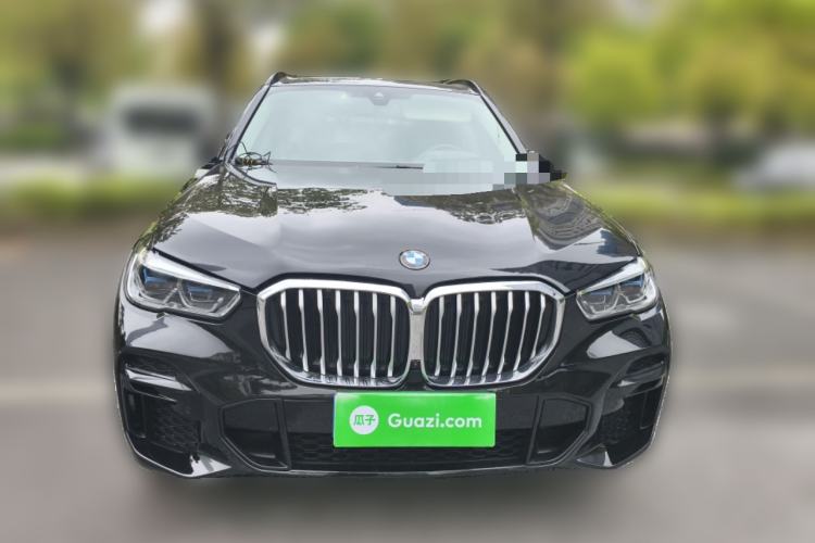Used BMW X5 2022 xDrive 30Li Luxury M Sport Package Front