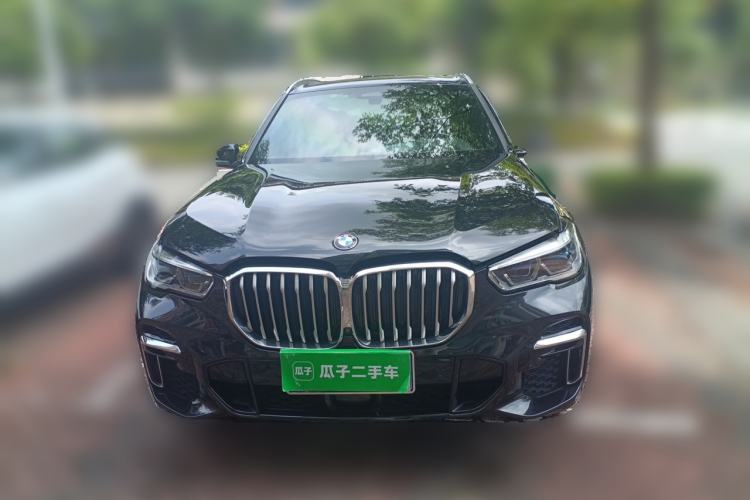 Used BMW X5 2022 xDrive 40Li Luxury Edition M Sport Package Front