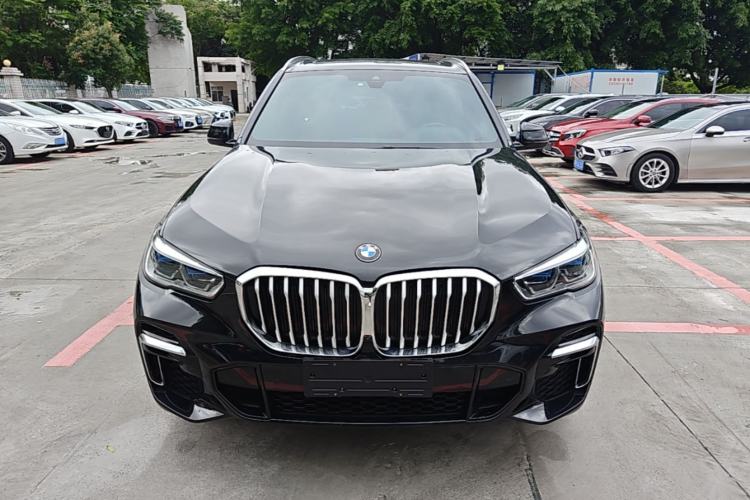 Used BMW X5 2022 xDrive 40Li M Sport Package Front