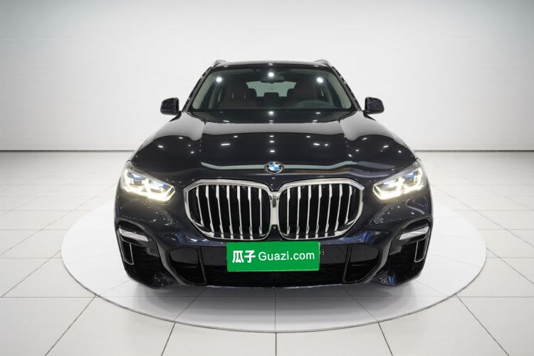 Used BMW X5 2022 Restyled xDrive 30Li Luxury Version M Sport Package Front
