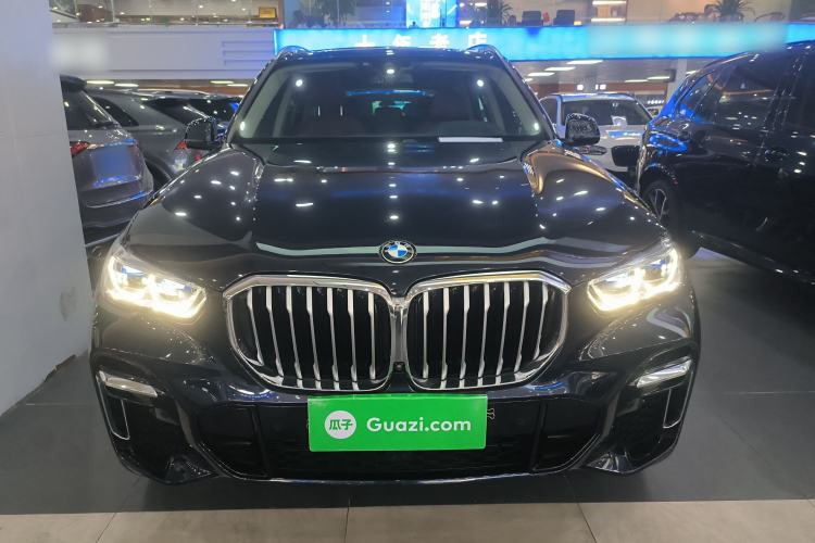 Used BMW X5 2022 Restyled xDrive 30Li Luxury Version M Sport Package Front