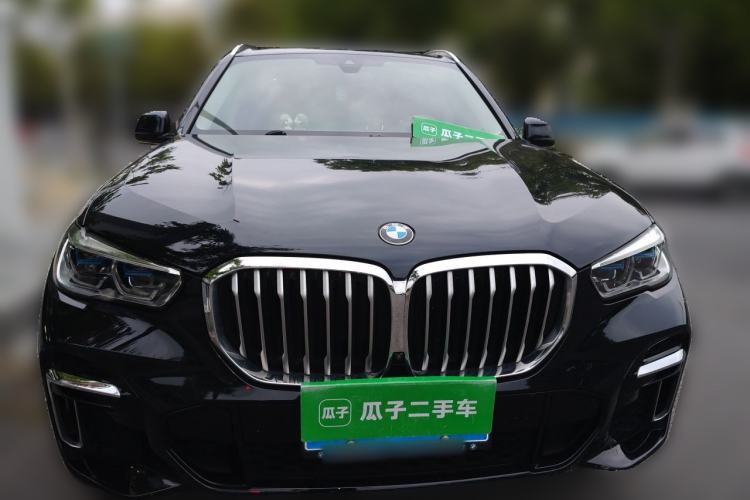 Used BMW X5 2022 xDrive 30Li Luxury M Sport Package Front