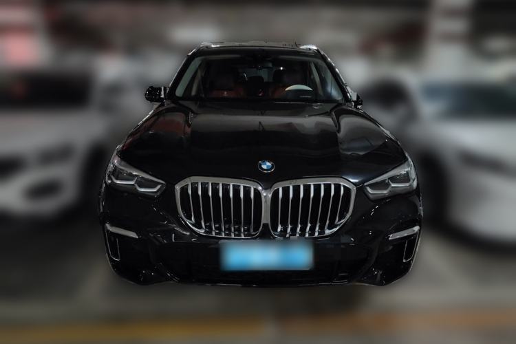 Used BMW X5 2022 xDrive 30Li M Sport Package Front