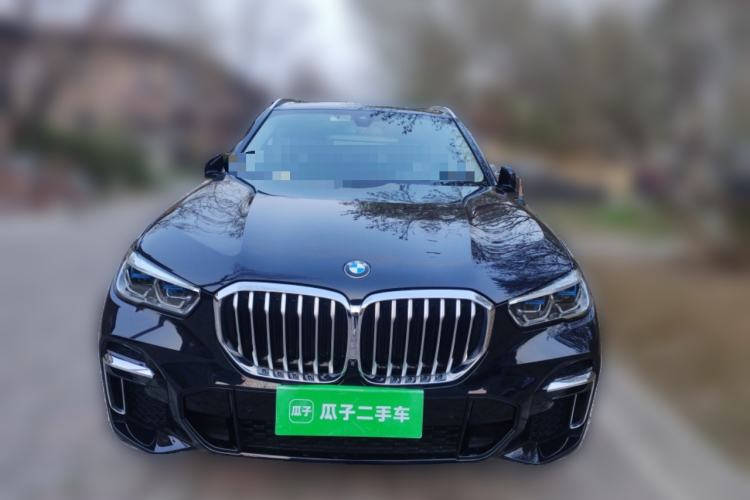 Used BMW X5 2022 xDrive 30Li Luxury M Sport Package Front