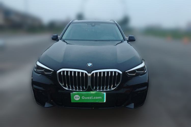 Used BMW X5 2022 xDrive30i M Sport Package Front