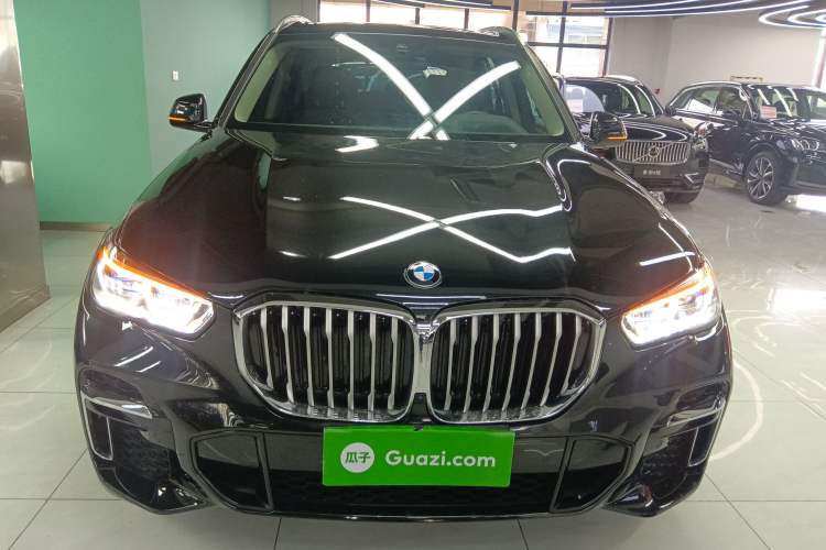 Used BMW X5 2022 Restyled xDrive 30Li Luxury Version M Sport Package Front