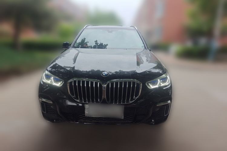 Used BMW X5 2022 Restyled xDrive 30Li Luxury Version M Sport Package Front