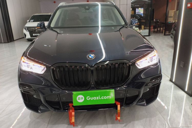 Used BMW X5 2022 xDrive 30Li Luxury M Sport Package Front