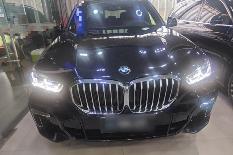 Used BMW X5 2022 Restyled xDrive 40Li M Sport Package Front