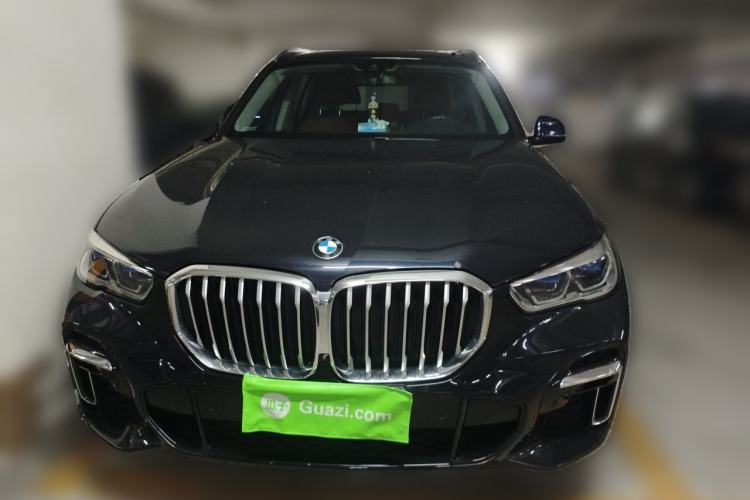 Used BMW X5 2022 Restyled xDrive 30Li Luxury Version M Sport Package Front