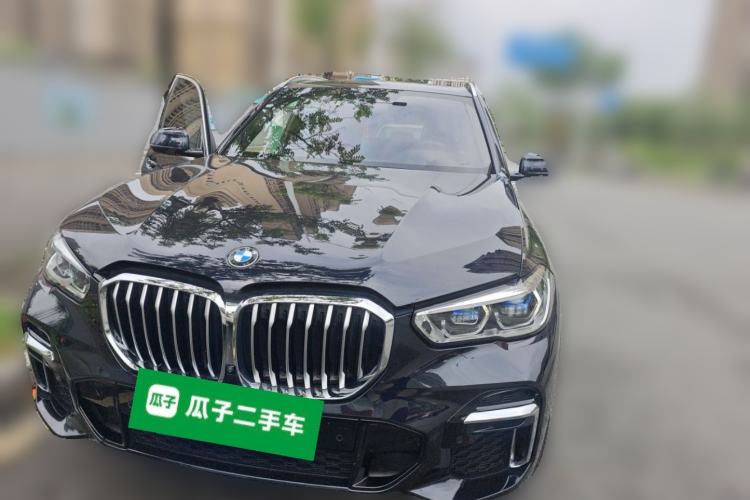 Used BMW X5 2022 xDrive 40Li M Sport Package Front