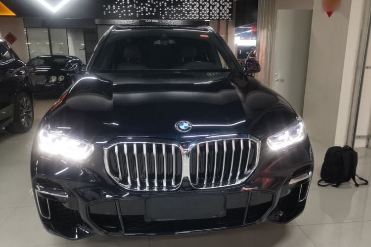 Used BMW X5 2022 Restyled xDrive 40Li M Sport Package Front