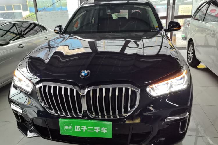Used BMW X5 2022 Restyled xDrive 30Li Luxury Version M Sport Package Front
