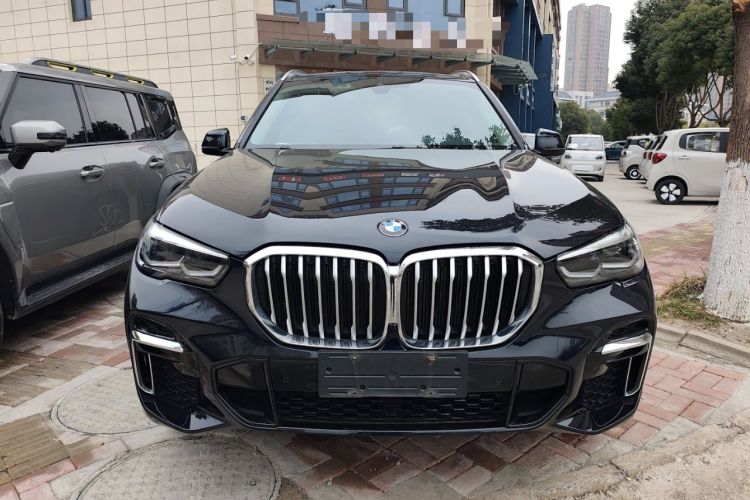 Used BMW X5 2022 Restyled xDrive 30Li M Sport Package Front