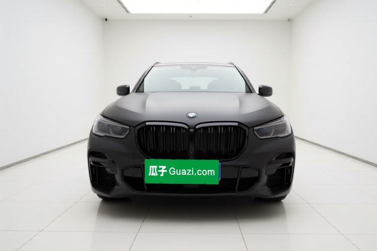 Used BMW X5 2022 xDrive 30Li Luxury M Sport Package Front