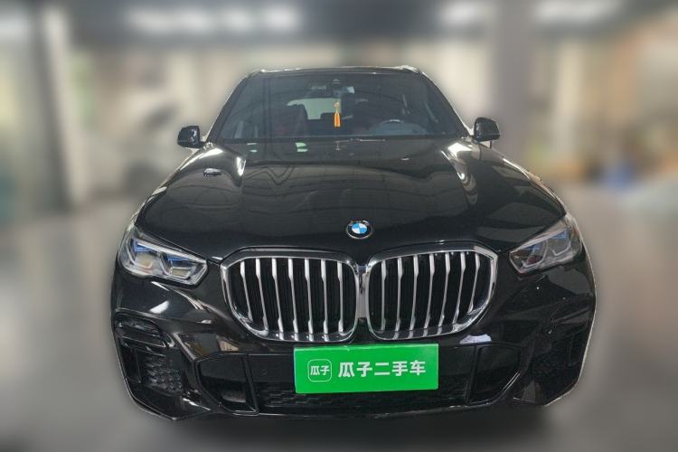 Used BMW X5 2022 xDrive 40Li M Sport Package Front