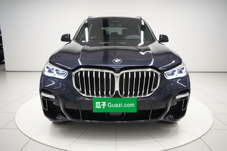 Used BMW X5 2022 Restyled xDrive 40Li Luxury Edition M Sport Package Front