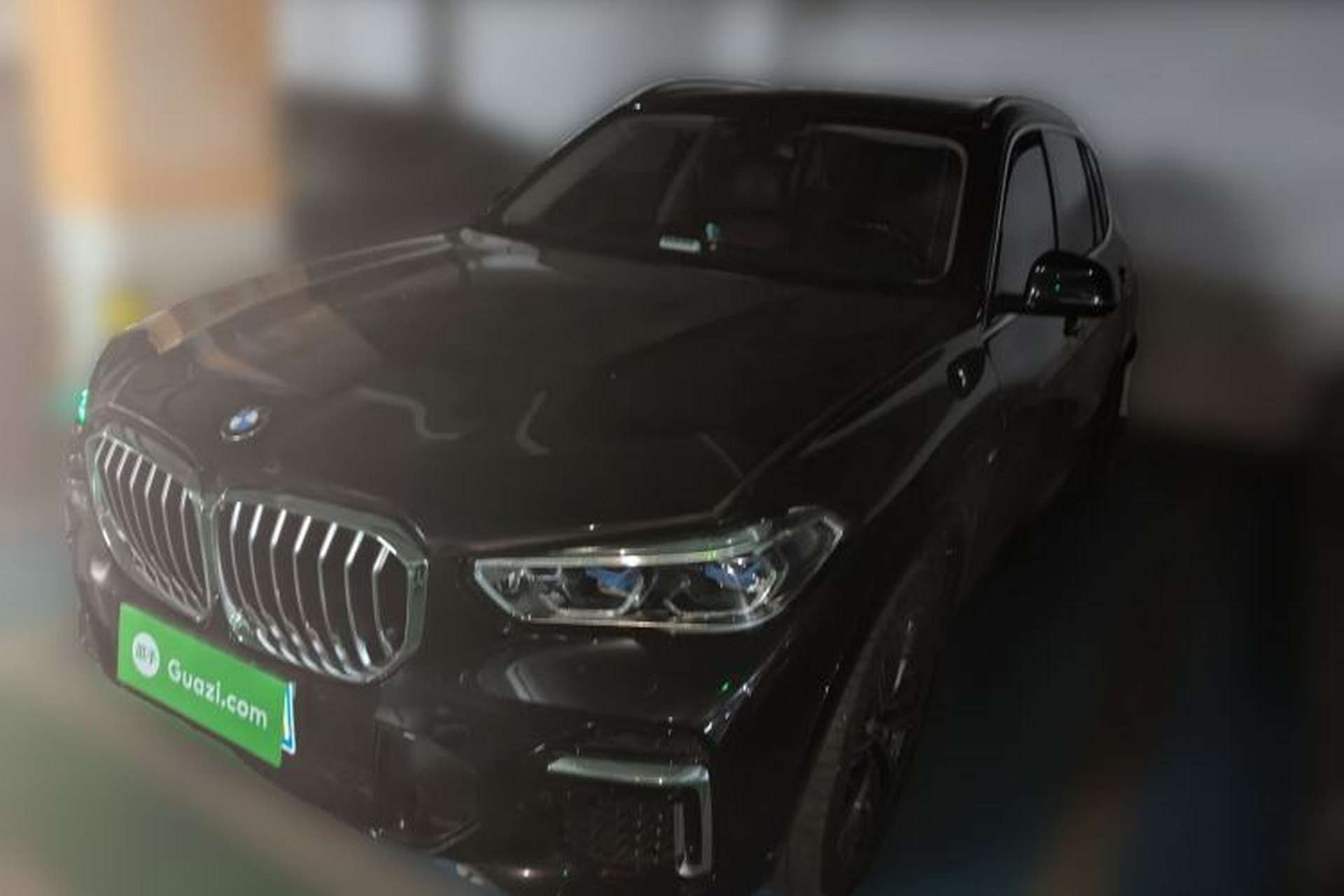 Used BMW X5 2022 xDrive 30Li M Sport Package Front Left 45 Deg