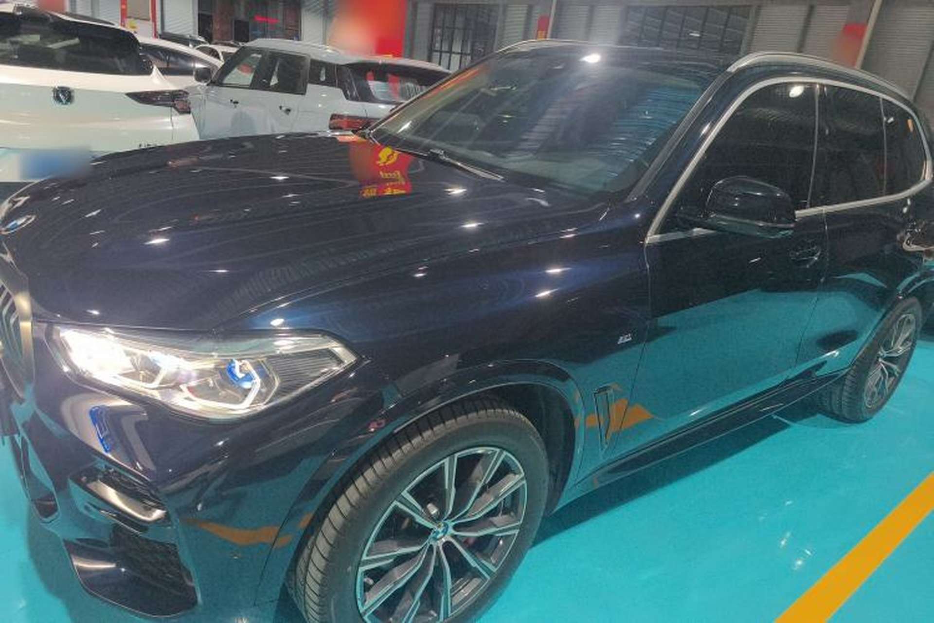 Used BMW X5 2022 xDrive40i M Sport Package Front Left 45 Deg