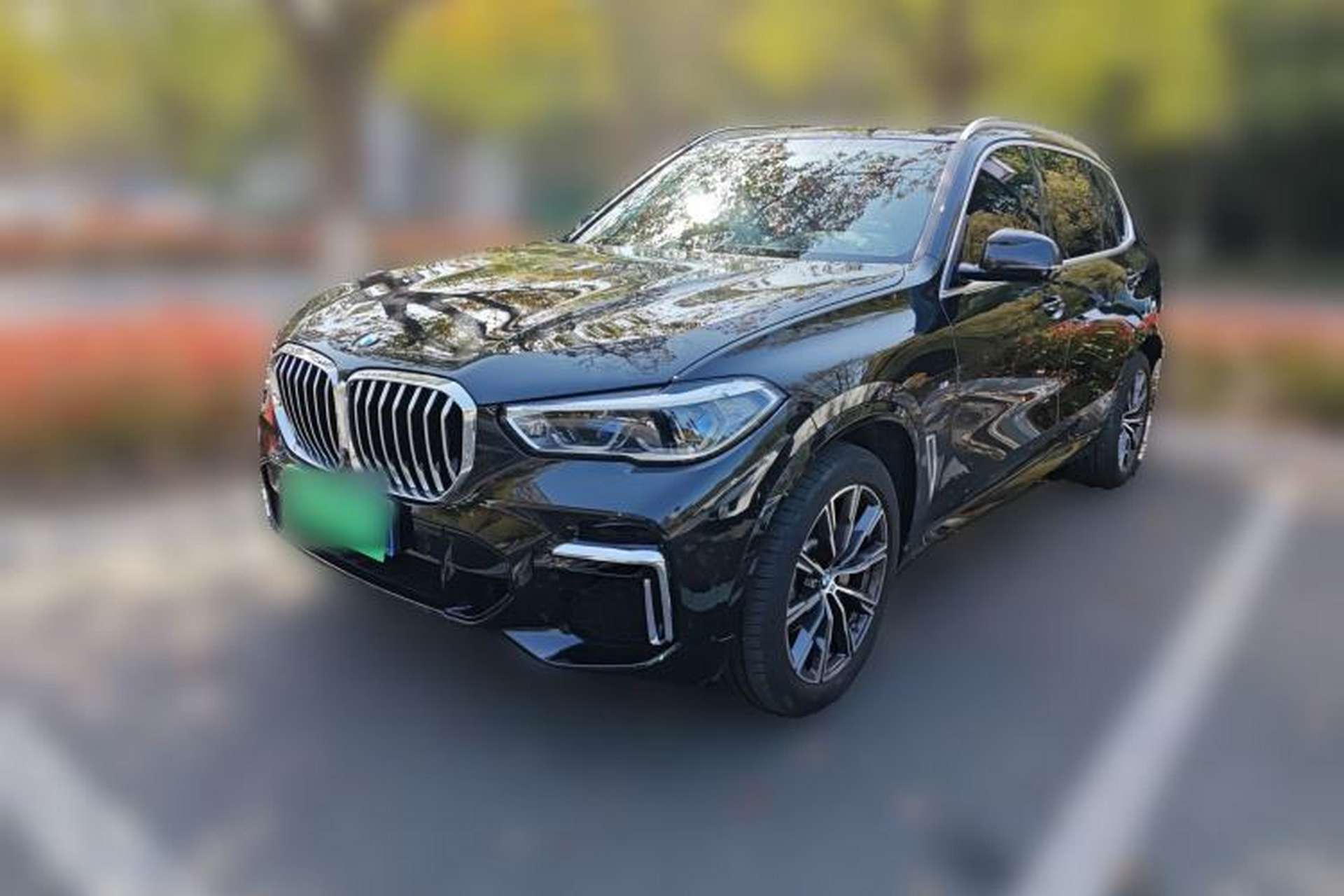 Used BMW X5 2022 Restyled xDrive 30Li Luxury Version M Sport Package Front Left 45 Deg