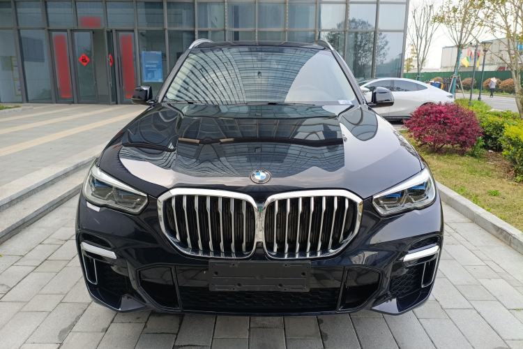 Used BMW X5 2022 Restyled xDrive 30Li Luxury Version M Sport Package Front